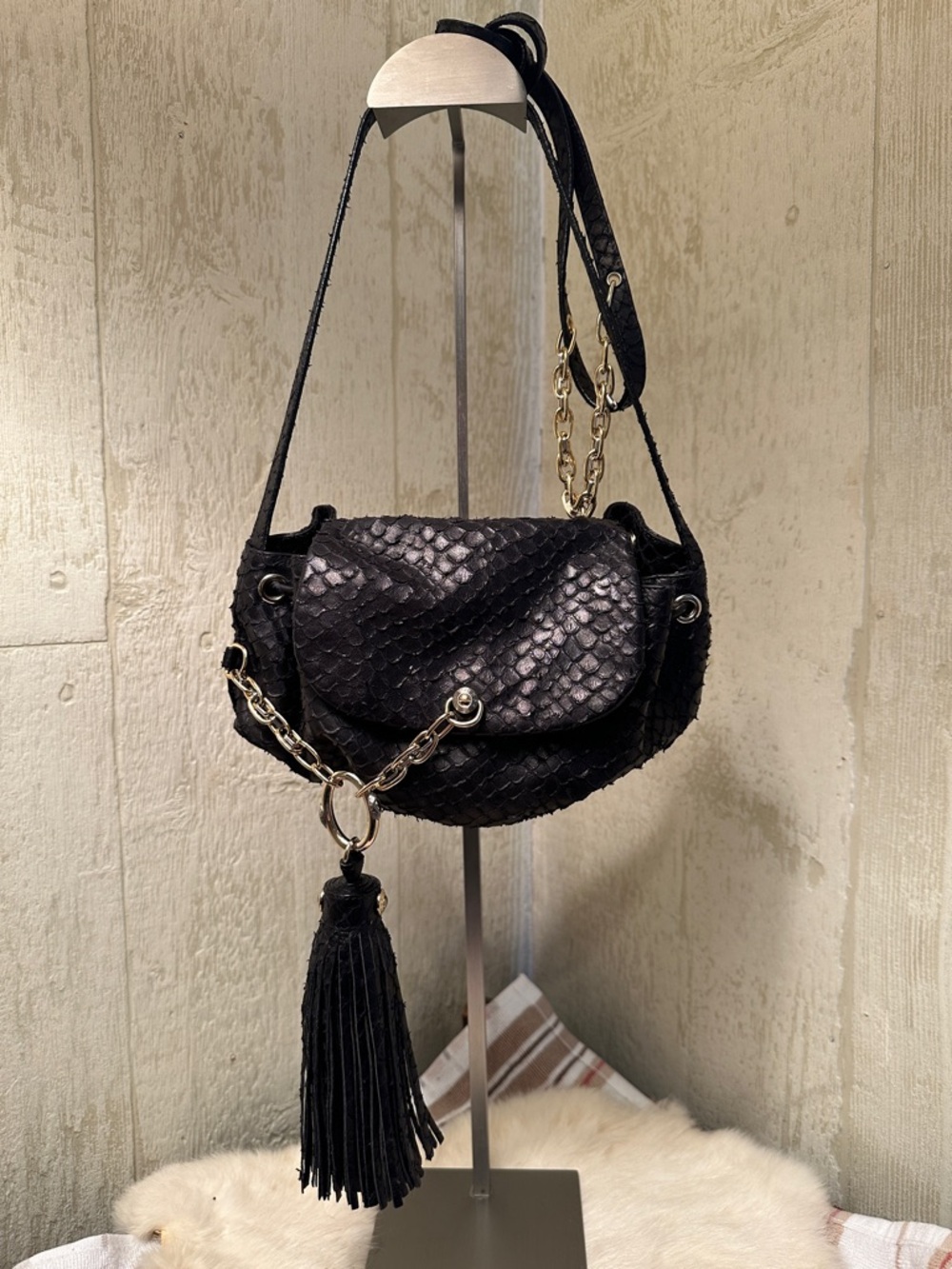 henri bendel Black Mamba Texture with Gold Drape Chain&Tassel